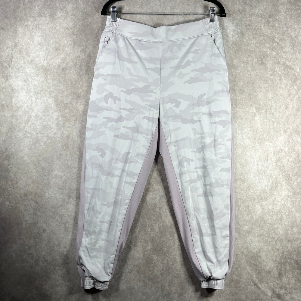 Athleta Brooklyn Jogger Pants Womens Size 10P Pink Camouflage Athleisure Workout